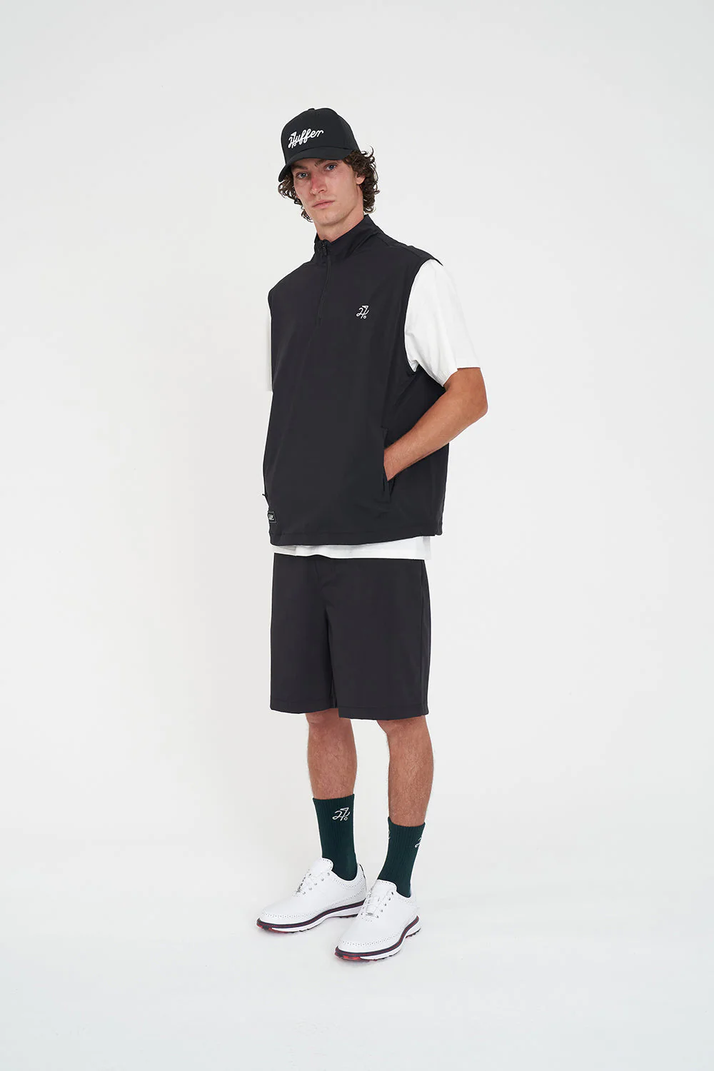 TECH 1/4 ZIP VEST BLACK - Image 3